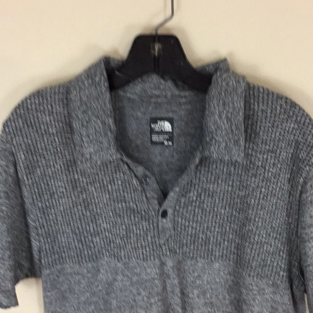 The North Face Mens Heather Gray Polo with Waffle Knit Accents M